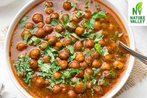 Black Chickpea Curry