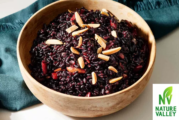 what is black rice